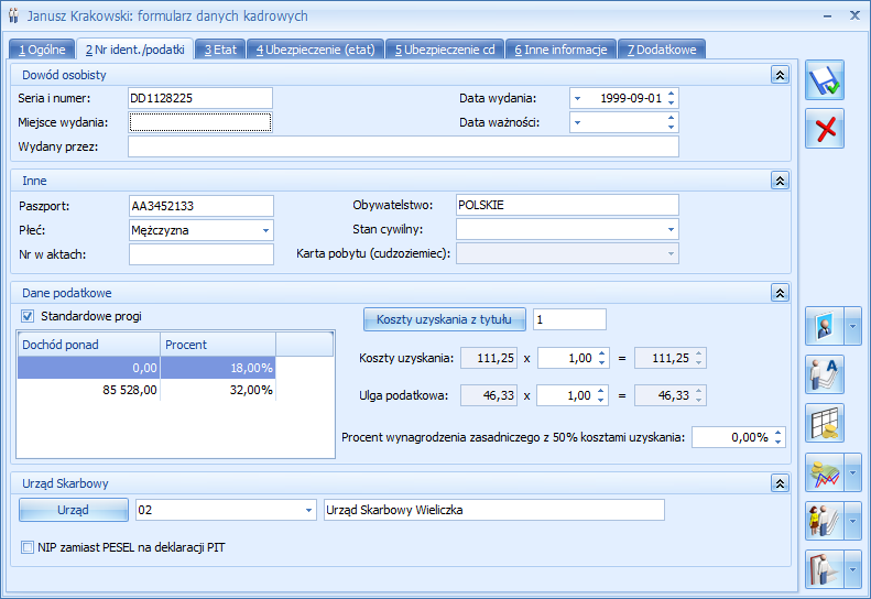 Podręcznik Użytkownika systemu Comarch OPT!MA Str. 259 Rys. 125 Formularz danych pracownika zakładka Nr ident./podatki 8.2.5 Formularz danych pracownika - zakładka Etat Zawarte tutaj informacje związane są bezpośrednio z zatrudnieniem danej osoby na etat.