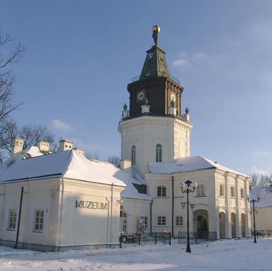 Siedleckie zabytki architektury Dzięki swej oryginalnej formie, ratusz jest zaliczany do najciekawszych budowli ratuszowych w Polsce.