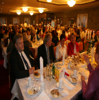 Gminne Obchody Dnia Edukacji Narodowej 14 paÿdziernika 2010 r. w Kompleksie Us³ugowo- Gastronomicznym T OCZNIA ZBIJAR w Przybradzu uroczyœcie obchodzono Gminny Dzieñ Edukacji Narodowej.