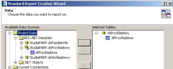 300 Po przejściu dalej zostaje otwarte kolejne okno, wskażemy w nim źródło danych dla projektowanego raportu. W liście Available Data Sources rozwijamy pozycję Project Data i dalej ADO.