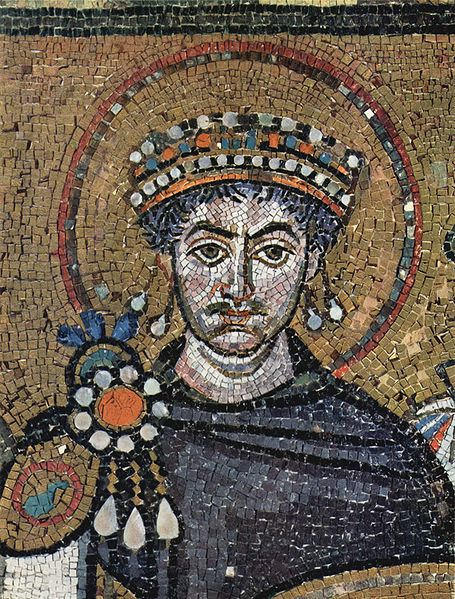 panowania cesarza Justyniana Wielkiego, gdzie czytamy, że pigmentarius, któryby przez pomyłkę sprzedał zamiast leku truciznę, podlega karze.