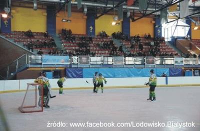 Hala sportowa przy Szkole Podstawowej w Białymstoku Hala sportowa przy Szkole Podstawowej w Raczkach Hala