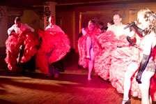 WIECZÓR FRANCUSKI Show składające się z kilku oddzielnych pokazów (ok. 5 minut każdy). Moulin Rouge to najsłynniejszy i najbardziej skandalizujący nocny klub Paryża.