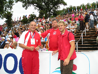 - Wieczór węgierski (dania kuchni - węgierskiej, występ artystyczny, muzyka do tańca) z zaproszonymi gośćmi (wręczenie okolicznościowych certyfikatów ) Spotkanie po latach z Polonią na Węgrzech Z