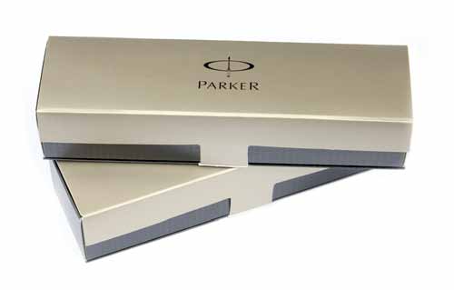 1.1. Długopisy, pióra i ołówki ekskluzywne Parker 1. Biuro Indeks 14.025.5057 Długopis Parker Jotter Premium Oryginalne i nowoczesne wzornictwo. Lśniący stalowy lub stalowy mat. 50mm x 4mm Indeks 14.