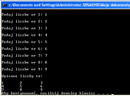 7 Wprowadzanie wartości zmiennych Zmienne możemy wprowadzić z ekranu za pomocą: Std::cin Console Input Oczywiście zanim pozwolimy wprowadzić zmienną należy ją zadeklarować.