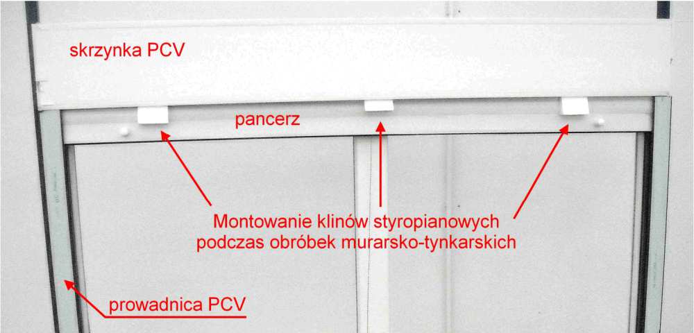 3.7. Mocowanie i obsługa rolet W przypadku montażu okien z roletami nakładanymi, skrzynkę rolety mocujemy do nadproża kotwami (co 70 cm ).