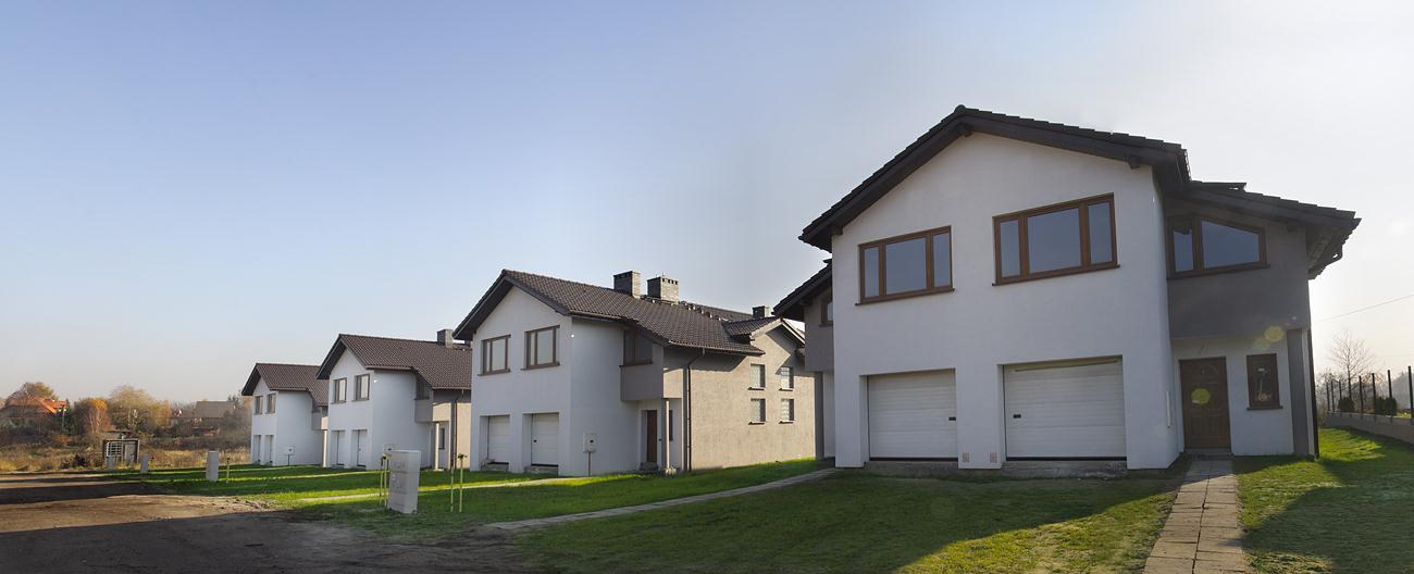 Profil działalności Poniżej przedstawiamy osiedle domów jednorodzinnych w zabudowie bliźniaczej znajdujące się w Katowicach, które Spółka posiada
