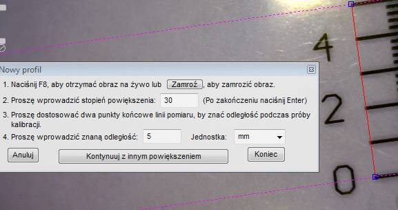 Funkcja kalibracji w programie DinoCapture 2.0 1. Przygotuj wzorzec kalibracji. Połóż go na białym tle. 2. Rozwiń menu kalibracji 3. Utwórz nową kalibrację wybierając z menu Nowy profil kalibracji. 4.