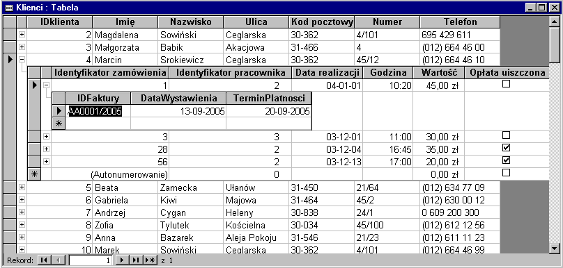 12 Konstruowanie baz danych, c Marcin Szpyrka 2005/06 Kompaktowanie bazy danych Opis: Kompaktowanie powoduje defragmentację pliku bazy danych usuwając puste miejsca będące wynikiem wprowadzanych