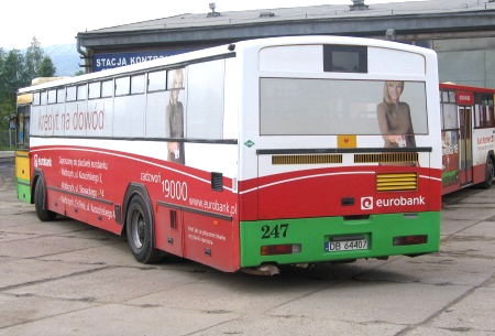 Ogólna charakterystyka pojazdów MPK w Wałbrzychu tankujących na stacji CNG o wydajności 1200nm 3 /h w Wałbrzychu MPK w Wałbrzychu posiada następujący tabor pojazdów zasilanych CNG: - 25 autobusów