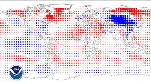 (NOAA) Zmiany zjawisk ekstremalnych względem 1980-1999 Jednostka odchylenie