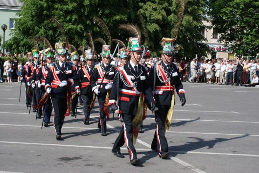 Strona 34 Grudzień 2012 Krzysztofa Uchmana i Jerzego Wygody. Część tekstowa albumu zawiera m.in.