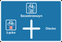 oznakowanie drogowskazowe kierunek na wprost tablice przeddrogowskazowe z numerem szlaku rowerowego krajowego i regionalnego podjazd dalszy przebieg szlaku dalszy przebieg szlaku dalszy przebieg