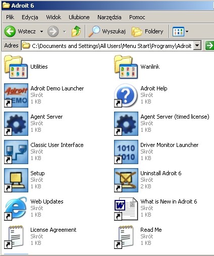 wchodzącymi w skład pakietu. Po zainstalowaniu oprogramowania czytelnik na pewno oglądał strukturę katalogu C:\Adroit i zauważył, że jest tam dużo programów z rozszerzeniem exe jak i bibliotek typu *.