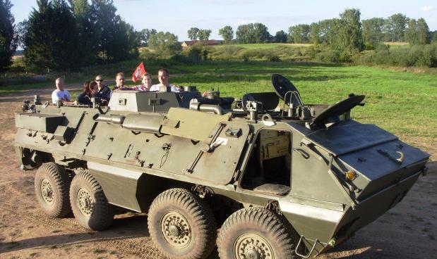 Tramp Camp znajduje na pograniczu wielkiego kompleksu leśnego, z dużą siecią szlaków i dróg rowerowych.