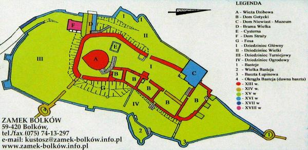 Plan Zamku Bolków z biletu sprzedawanego w zamku. Mury zewnętrzne okalające zamek wewnętrzny i dziedzińce zostały zbudowane w XVI w. Mur ma 9 bastei.