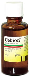 Z uœmiechem na narty Zaczyna siê sezon narciarski. Miejmy nadziejê, e dopisz¹ œnieg, s³oñce i humory! I e przed wyjazdem, pakuj¹c ca³¹ rodzinê, nie stracisz g³owy!
