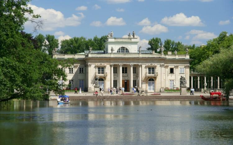 The Baths Park Łazienki The Baths Park complex includes: The Palace on the Water, The Roman Theater, The Little White House, Myślewicki Palace, The Old Orangery, The New Orangery, The Temple of