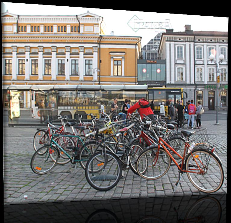 3,2 km od przystanku.