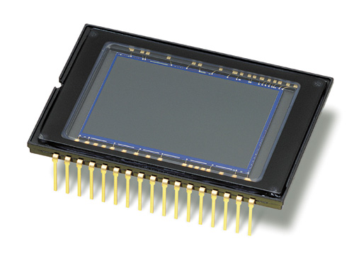 Charge Coupled Device CCD -duża wydajność kwantowa