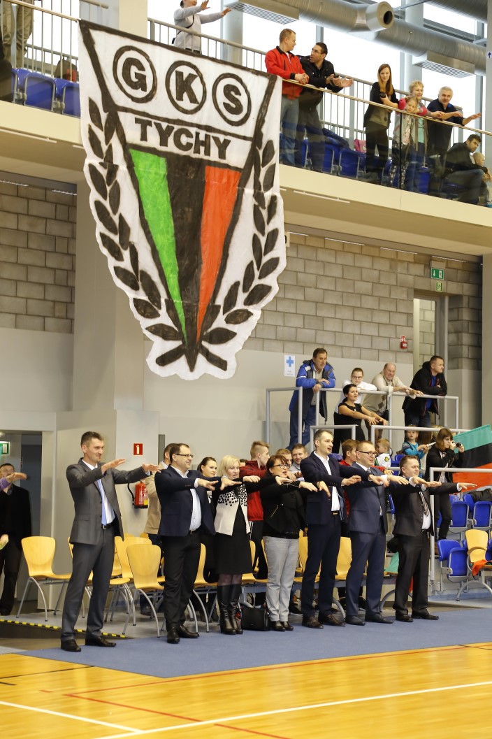 III Święta z Akademią 11 W sobotę (20.12) po raz III w historii istnienia Akademii Piłki Nożnej GKS Tychy, spotkaliśmy się na tyskiej Hali Sportowej, aby celebrować Święta z Akademią.