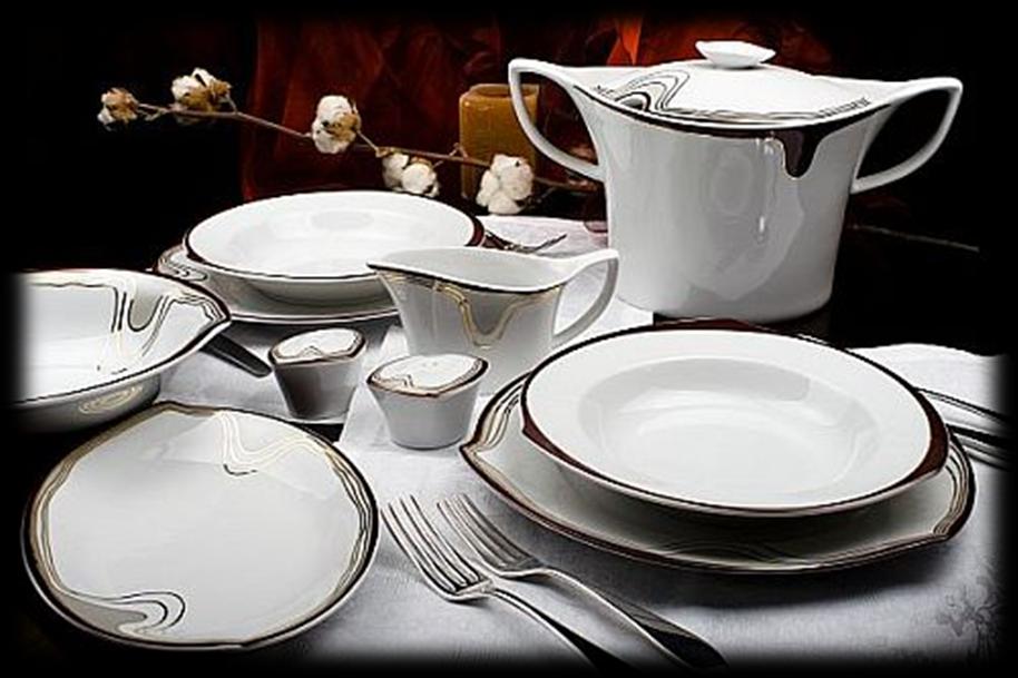 Porcelana Tworzywo ceramiczne uzyskiwane przez wypalenie lub spiekanie surowców ilastych lub mas plastycznych zawierających surowiec ilasty jako środek