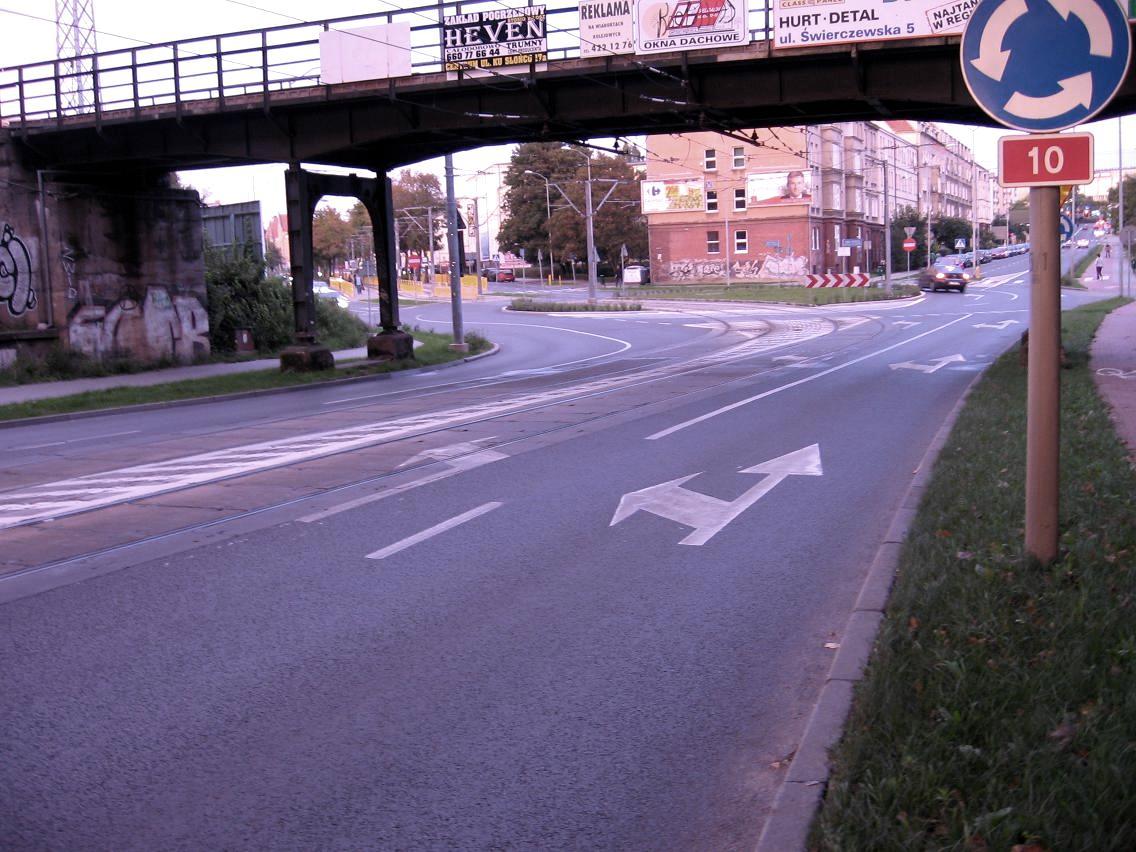 Racjonalne założenia formalno-prawne i techniczno- -użytkowe przy prowadzonych inwestycjach oraz pracach utrzymaniowych na infrastrukturze komunikacyjnej przestarzałe założenia, skutkujące