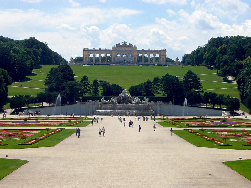 Schonbrunn Pałac i ogród w Wiedniu, Austrii.
