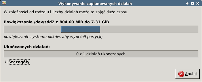 Należy zmienić rozmiar drugej partycji klikając na nią prawym przyciskiem myszy (dla trybu praworęcznego) i wybierajac z menu kontekstowego Zmień rozmiar / przenieś.