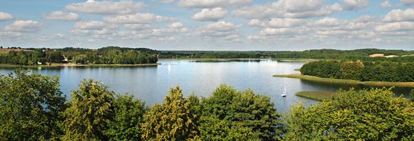 Miejsca warte zwiedzenia Wigierski Park Narodowy Suwalski Park Krajobrazowy Klasztor Wigierski Puszcza Augustowska Puszcza Romincka Jezioro Wigry i