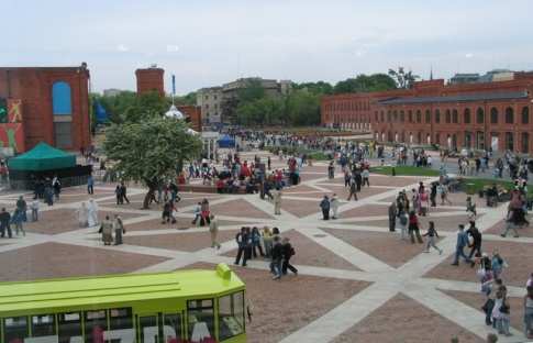 Łódź Trzecie co do wielkości miasto w Polsce 740 tys.