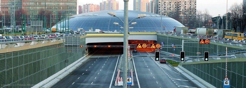 DOME OVER THE HIGHWAY