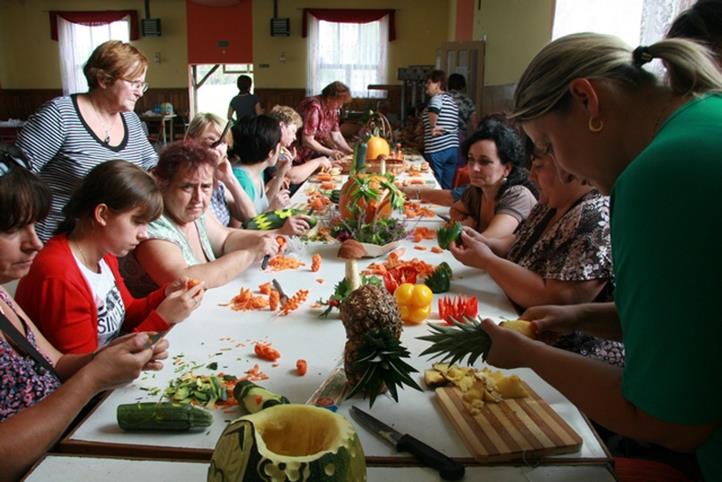 Aktywizacja i animacja lokalnych społeczności Wsparcie podmiotów społecznych Konkurs Najaktywniejsze Sołectwo w Dolinie Baryczy Systemowe wsparcie służące zwiększeniu aktywizacji społeczności