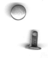 f=4,3 mm g=7,5 mm, mosiądz NITY RYMARSKIE DWUSTRONNE Symbol: Nit rymarski 8 a=7,3 mm b=3,0 mm c=10,0 mm e=7,3 mm f=3,2 mm