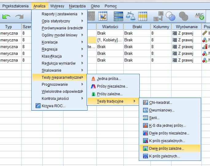 W celu policzenia w programie SPSS testu Wilcoxona wybieramy menu