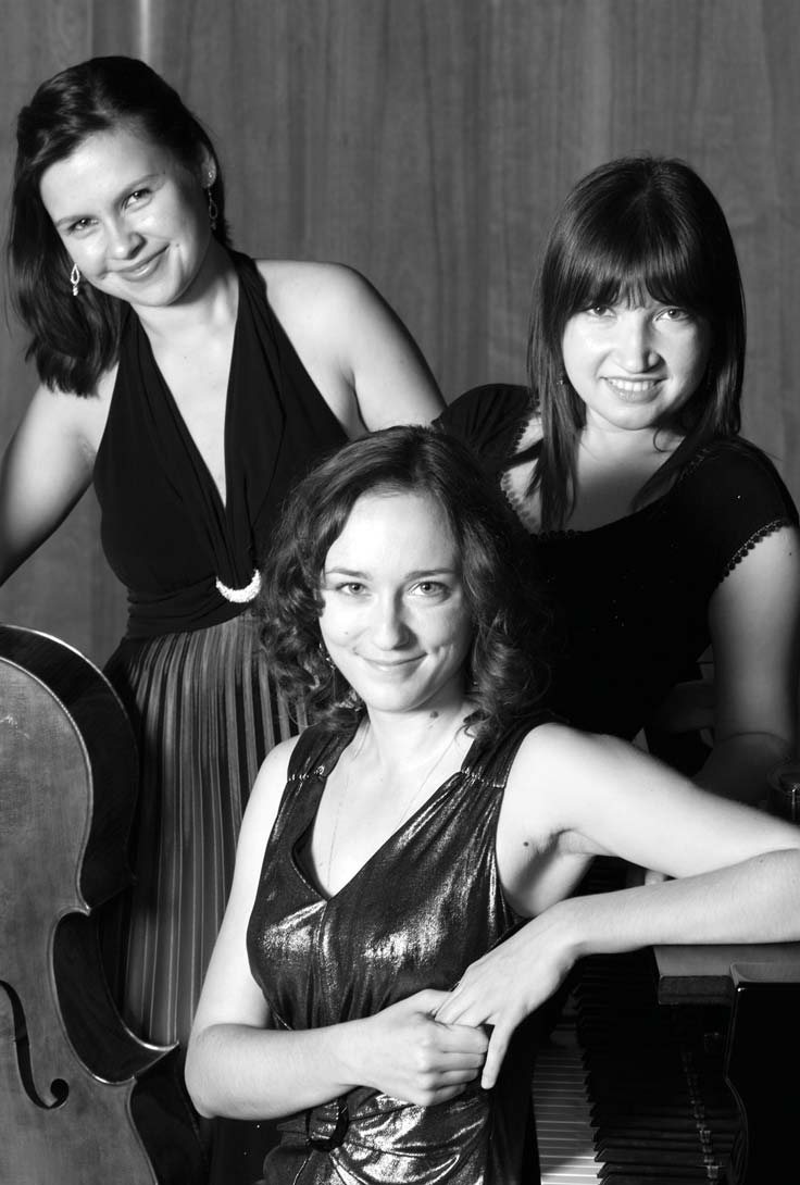 Anna Asieieva - skrzypce Indira Rahmatulla - wiolonczela Lidia Nochovska - fortepian Trio Areti powstało w 2011r. w Królewskiej Akademii Muzycznej w Madrycie.