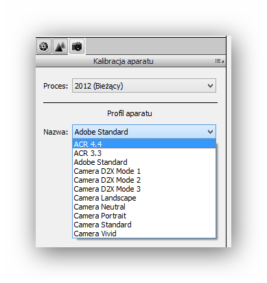 Trzeci przycisk to kalibracja aparatu W tym okienku dialogowym możemy skalibrować aparat, wybrać z listy profil aparatu.