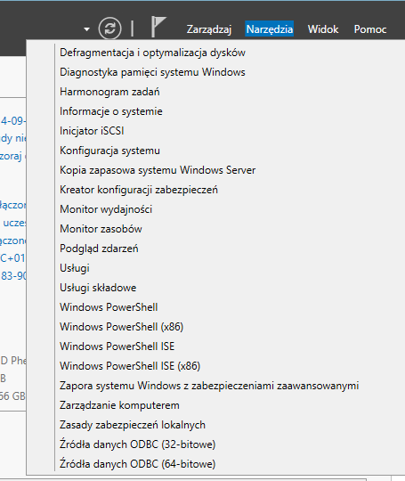 pozwala na dodawania ról i funkcji systemu, usuwaniu ich, dodawaniu serwerów do grupy bądź wykluczaniu ich z grupy, a także pozwala na zmianę pewnych ustawień Menedżera serwera (są tylko dwie opcje