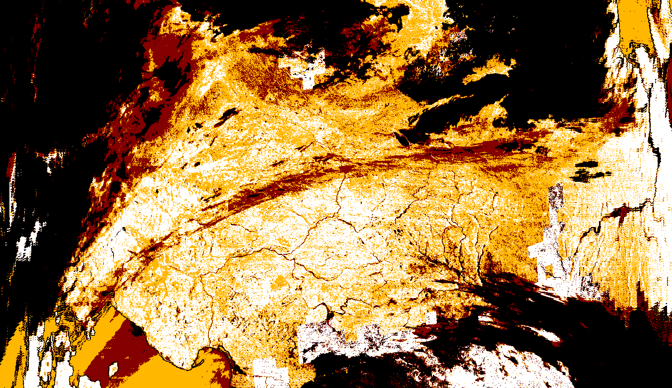 CLD UNC PCL CLR BT : 4 5 C 11 Ryc. 5.9. Przykład błędnej detekcji chmur nocą przez wersję 5. algorytm MODIS miastemwskalirokujesto,3oktanta(34punktyprocentowe),wyższeniżwstrefie podmiejskiej.