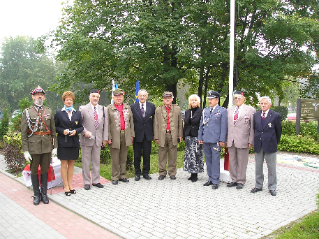 Na uroczystość do Raciborza przyjechali równieŝ obecni prezesi Polskiego Komitetu Olimpijskiego Andrzej Kraśnicki i Polskiego Związku Pływackiego Krzysztof Usielski, oraz prezes Rady Odrodzonych