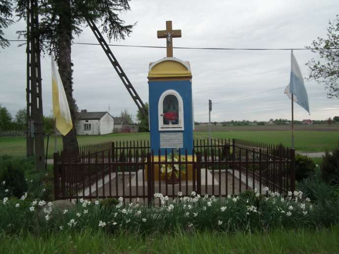 Kapliczka poświęcona Matce Boskiej,