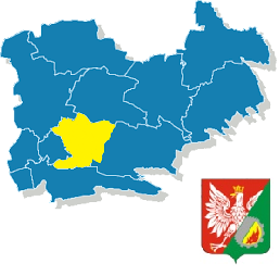 Gmina płżna jest na bszarze 6 153 ha, c stanwi 6,5% pwierzchni całeg pwiatu. Gmina stanwi także jeden z ważniejszych śrdków w tej części reginu.