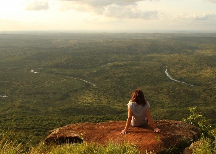 SAFARI W REZERWACIE SHIMBA HILLS*: Niewielki rezerwat Shimba Hills położony jest 15 kilometrów od wybrzeża Oceanu Indyjskiego.