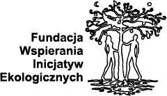 Podróż z Krakowa do owej wsi odbywałam pociągiem, z dwukrotną przesiadką na trasie, następnie polnymi drogami - wynajętą furmanką, której koła wpadały raz po raz w wypełnione błotem wyboje.