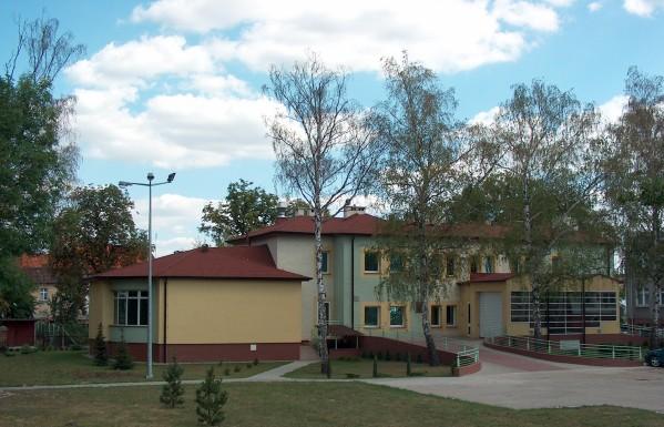 22 listopada 2001 r. Nadanie tytułu Honorowego Obywatela Krotoszyna Kamili Paterek Riedrich, która dba o rozwój współpracy między krotoszyńskim Liceum H. Kołłątaja a Gimnazjum M. Butzera w Dierdorfie.