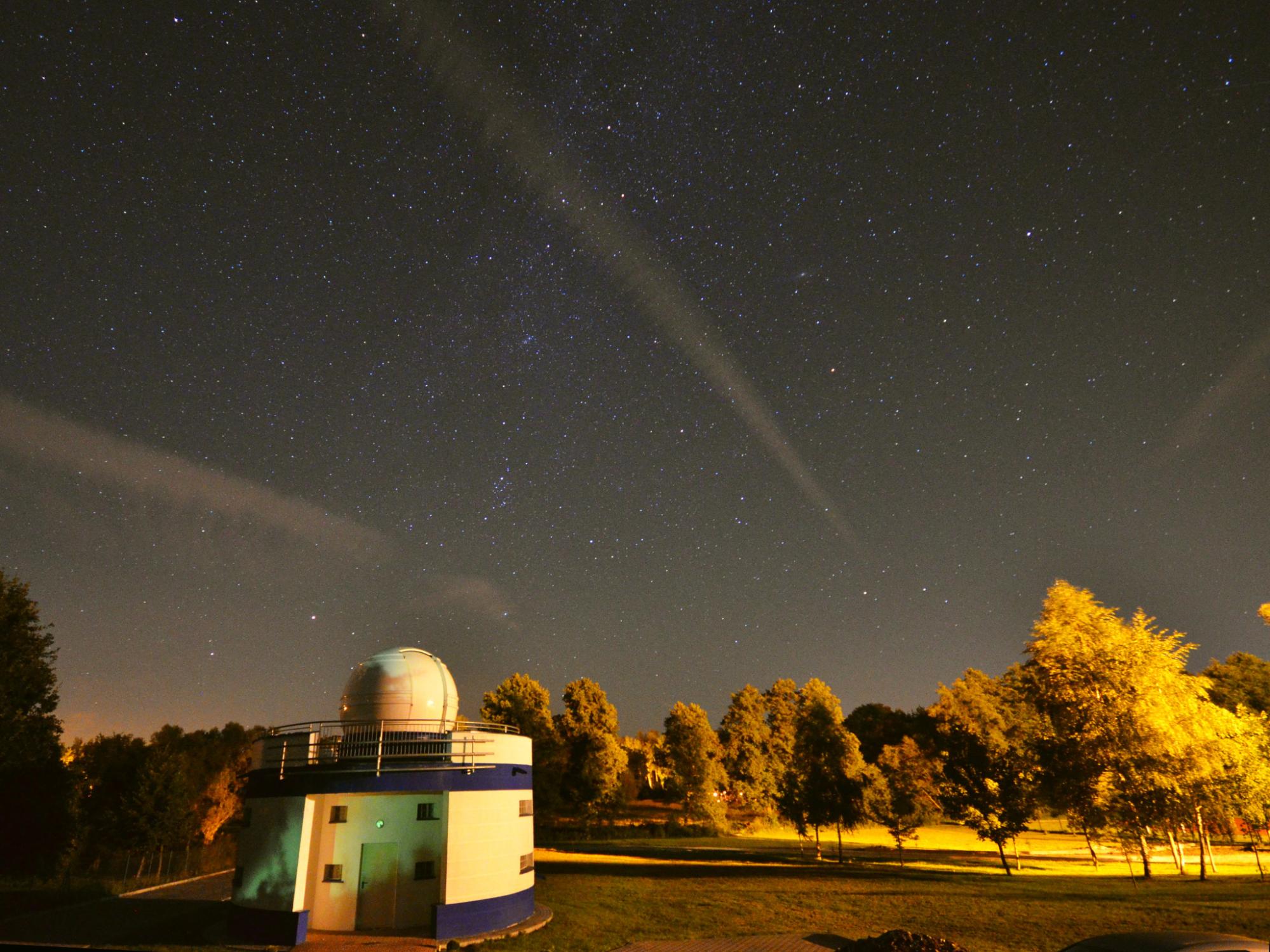 MODUŁ ASTRONOMICZNY Wdrożenie innowacyjnego programu zajęć pozalekcyjnych dla 140 uczniów z 14 astrobaz (16