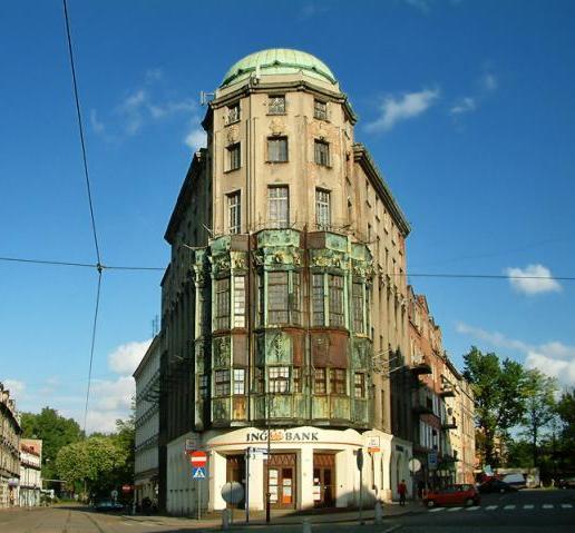 Oferta inwestycyjna - Hotel MONOPOL Rok budowy: 1924-1928 Ilość kondygnacji: 6 Powierzchnia użytkowa: 2 101,24m² 1 321,24m² - powierzchnia hotelu 780,00 m² - powierzchnia lokalu handlowego Opis