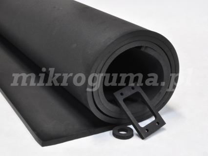 4. Płyty mikroporowate EPDM - czarne Płyta mikroporowata EPDM to guma z mikroporami zamkniętymi. Wykorzystywana jako: uszczelki, izolacje, podkłady, uchwyty, maty itp.