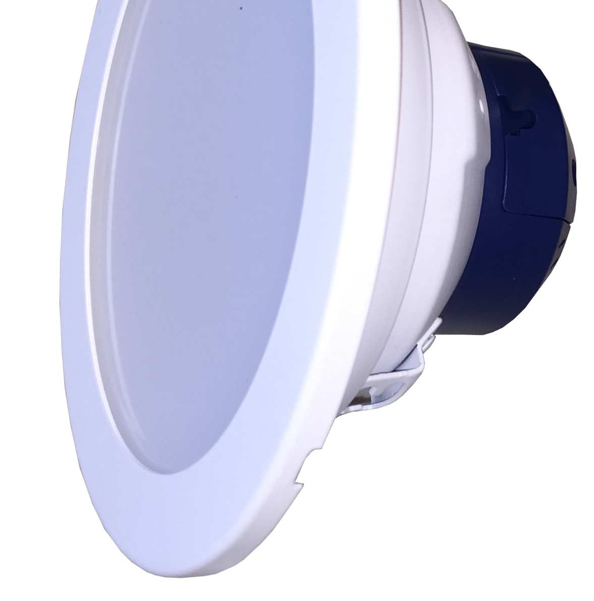 Oprawy wewnętrzne wpuszczane 5 DL 10 ECO LED, DL 15 ECO LED Oprawa typu downlight wpuszczana w sufit podwieszany Żywotność: 30000h Moc: 12W i 23W Zasilacz: Tridonic Obudowa: aluminium, kolor biały
